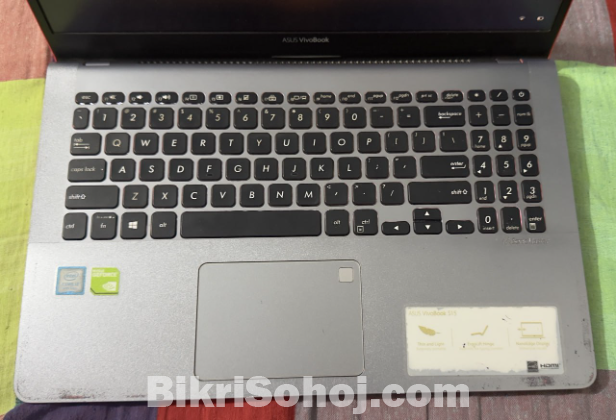 Asus Vivobook Laptop.